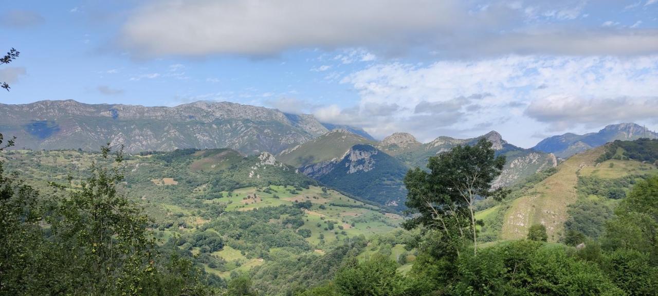 Arenas de Cabrales, Ángel Inguanzo *