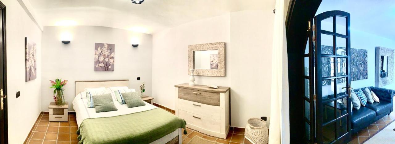 Your Holidays - Sta Monica - Villa