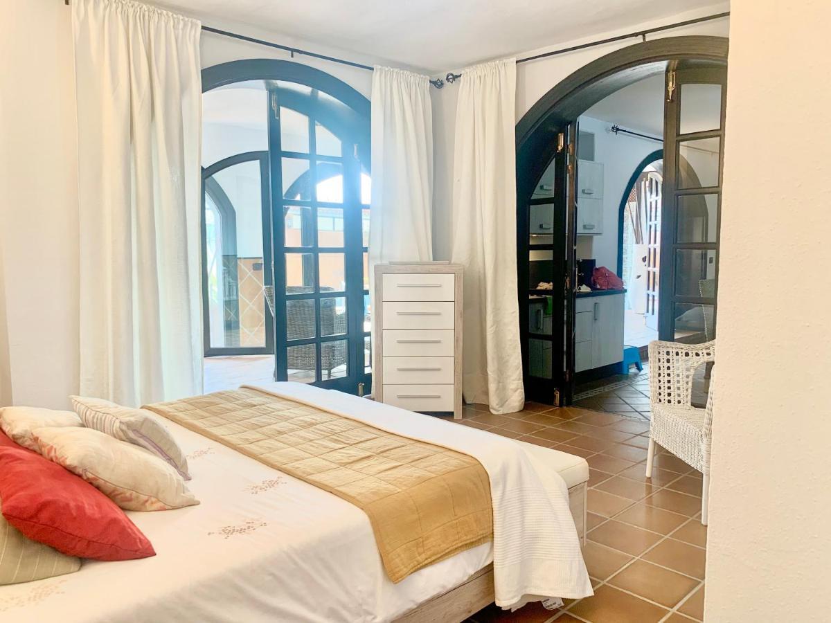 Your Holidays - Sta Monica - Villa *