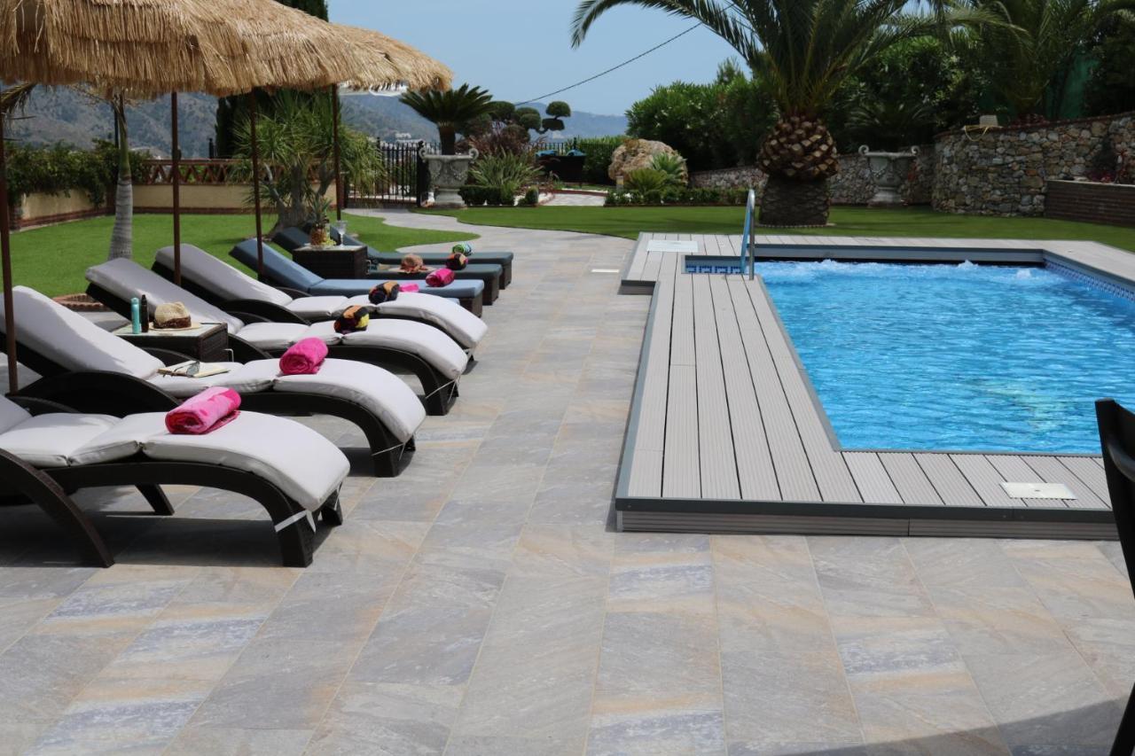 Exceptional Costa Del Sol El Espuela For 8 Heated Pool Amazing Views & Quality Villa Torrox