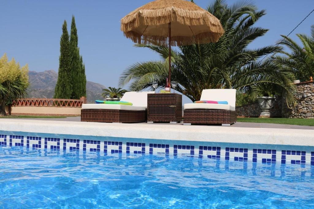 Exceptional Costa Del Sol El Espuela For 8 Heated Pool Amazing Views & Quality *