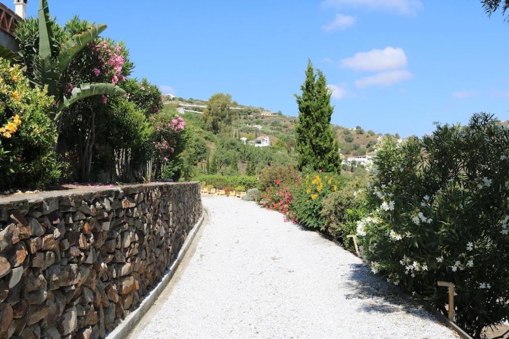 Exceptional Costa Del Sol El Espuela For 8 Heated Pool Amazing Views & Quality Villa *