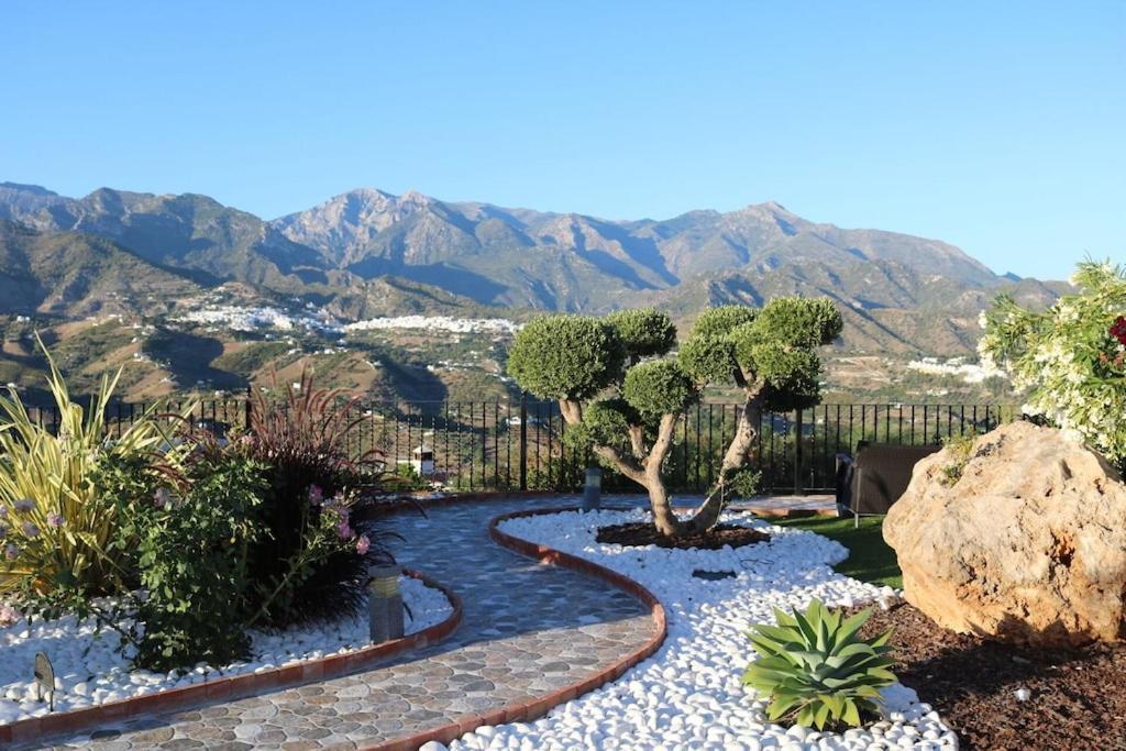 Exceptional Costa Del Sol El Espuela For 8 Heated Pool Amazing Views & Quality * Torrox