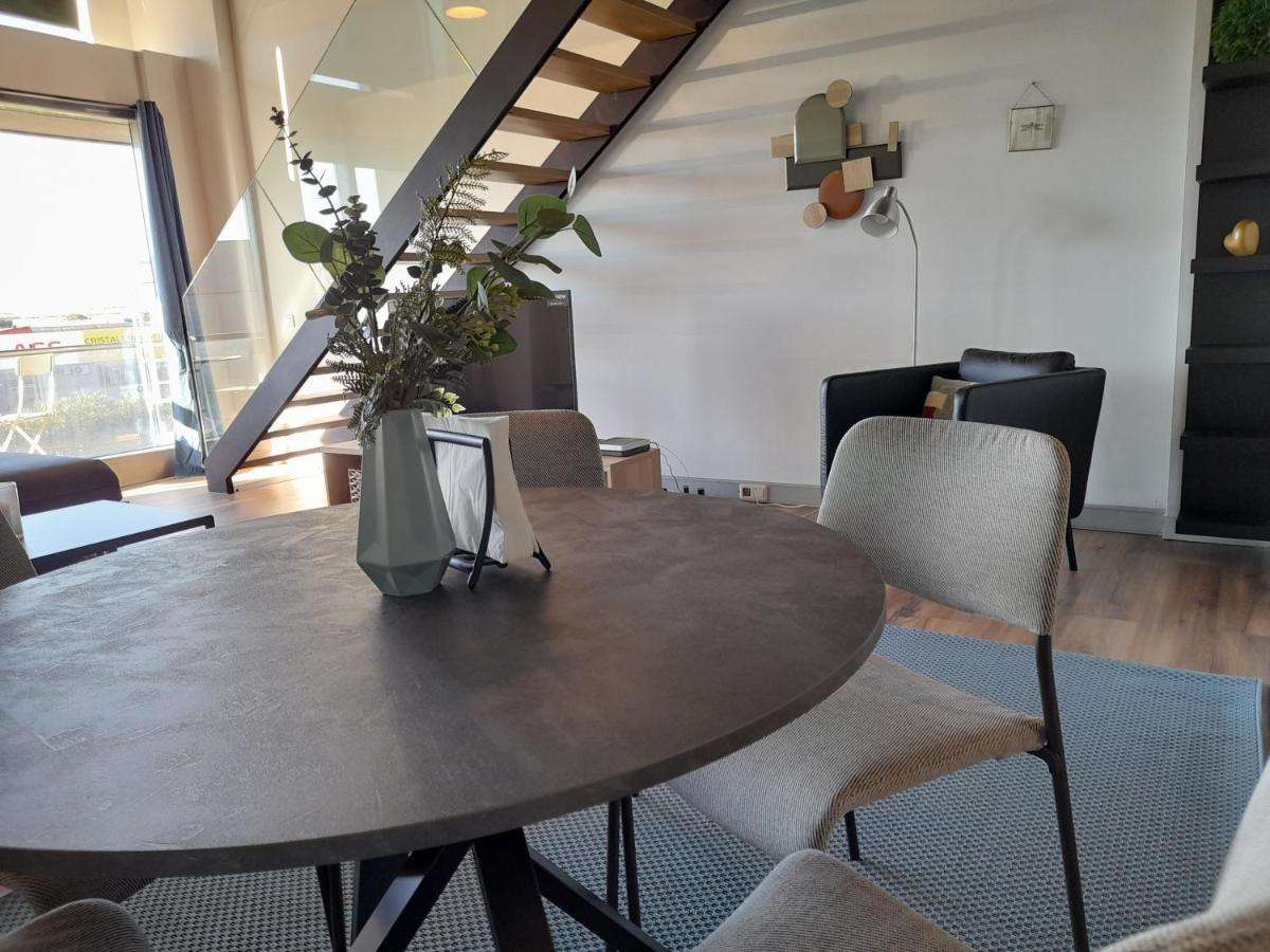 Charming Loft With Indoor Swimming Pool & Apartamento