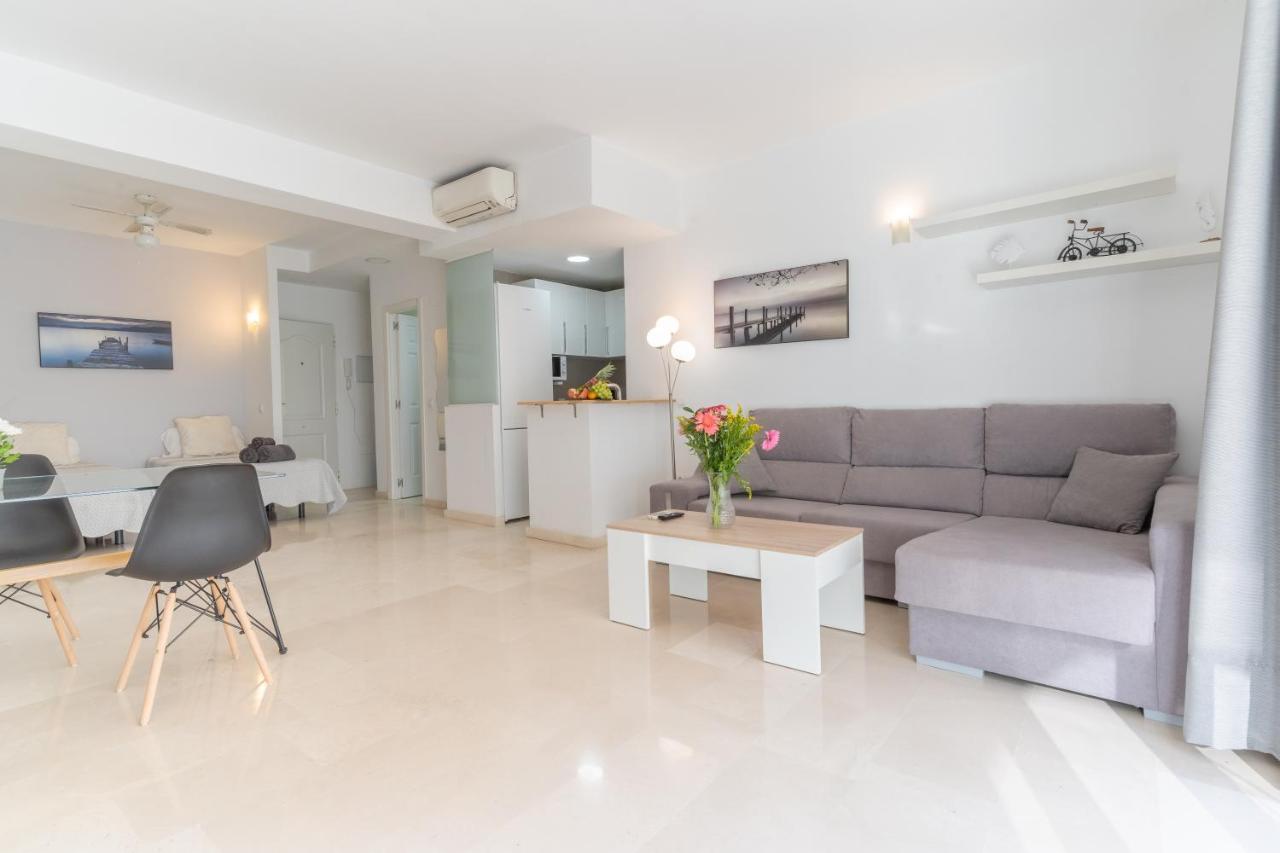 Castillo Apartment *
