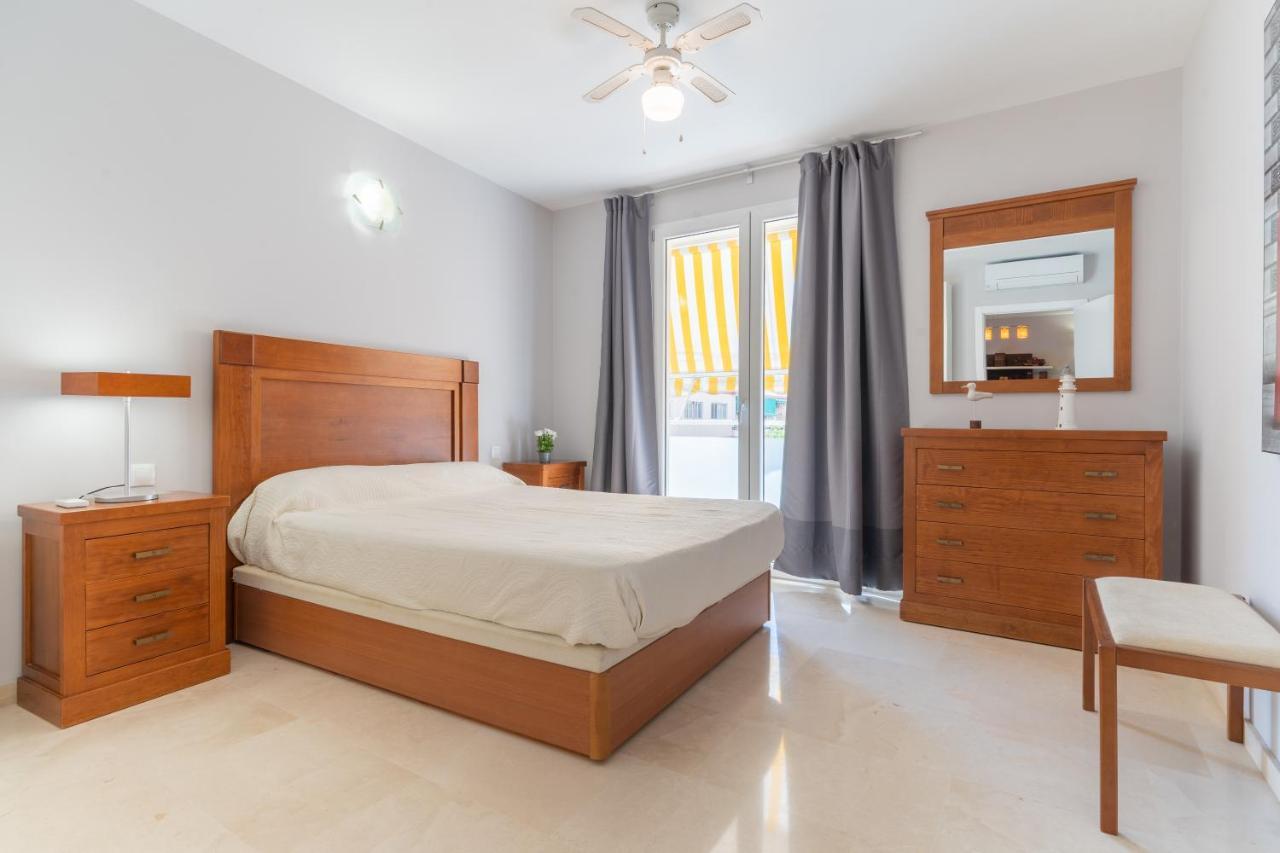 Castillo Apartment *