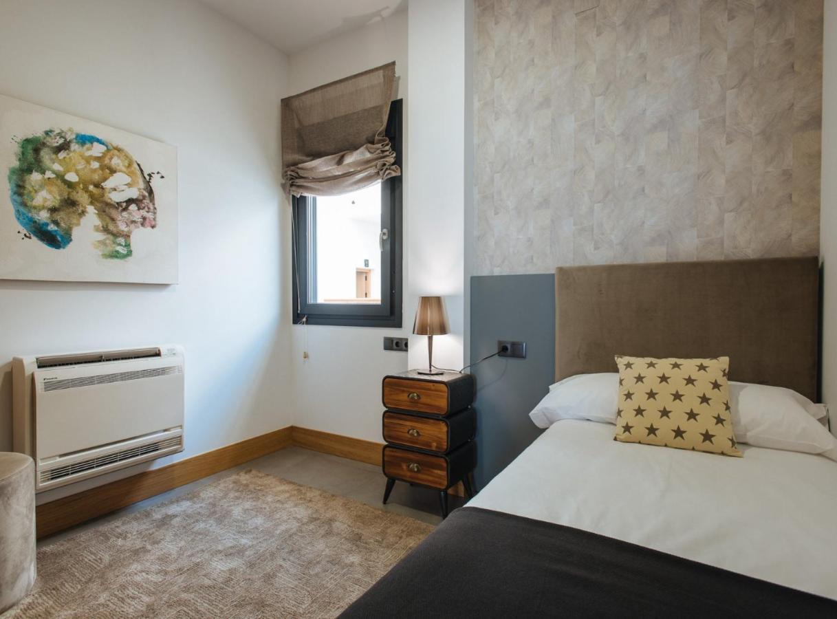 Apartamento Guadalupe 15 By Magno Sevilla