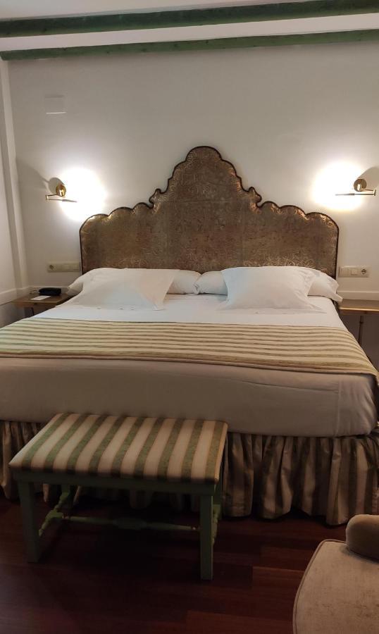 Hotel Casas De La Judería De 4*