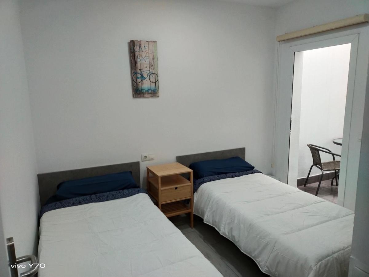 Open-bajo Apartment