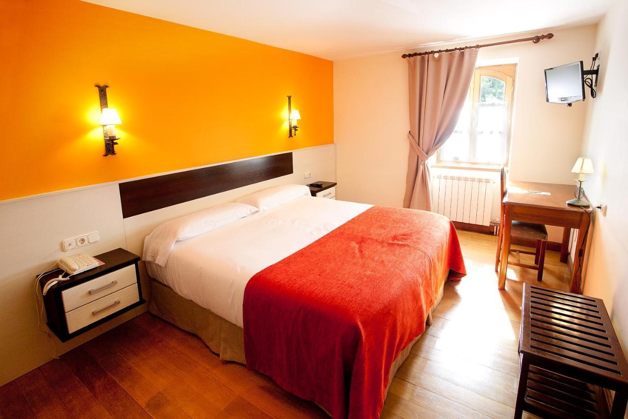 Venta De 3* Etxalar