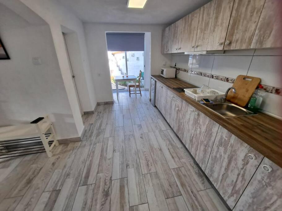 Apartment Tenerife Dulcynea With Terrace And Garden 600m2 With Ocean And Teide View Icod De Los Vinos