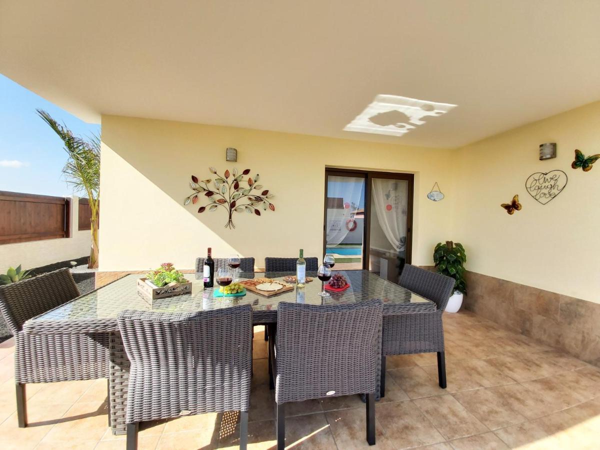 Thais, Private Heated Pool, Ideal For Your Holidays In Villa *