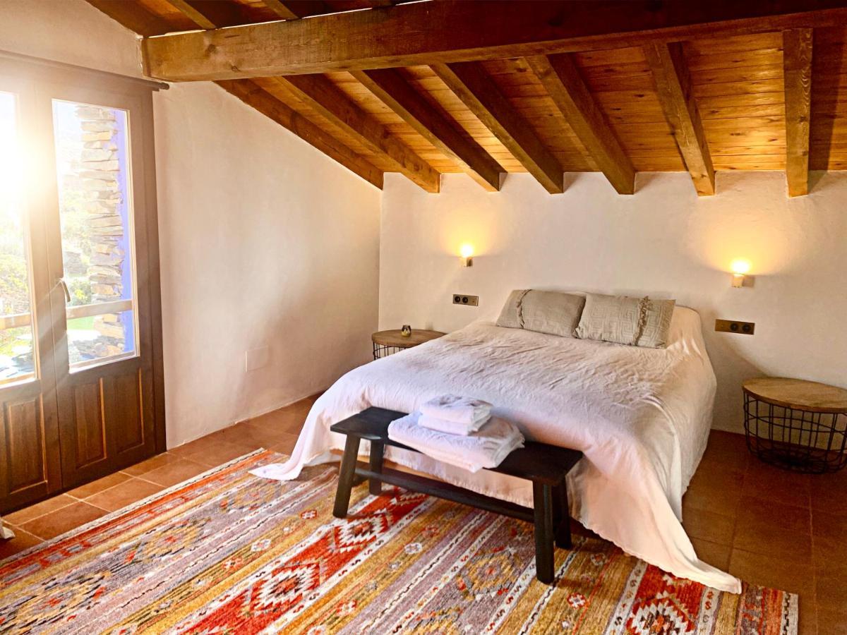 Chalet El Cuento De La Encina. Un Espacio Sentir *