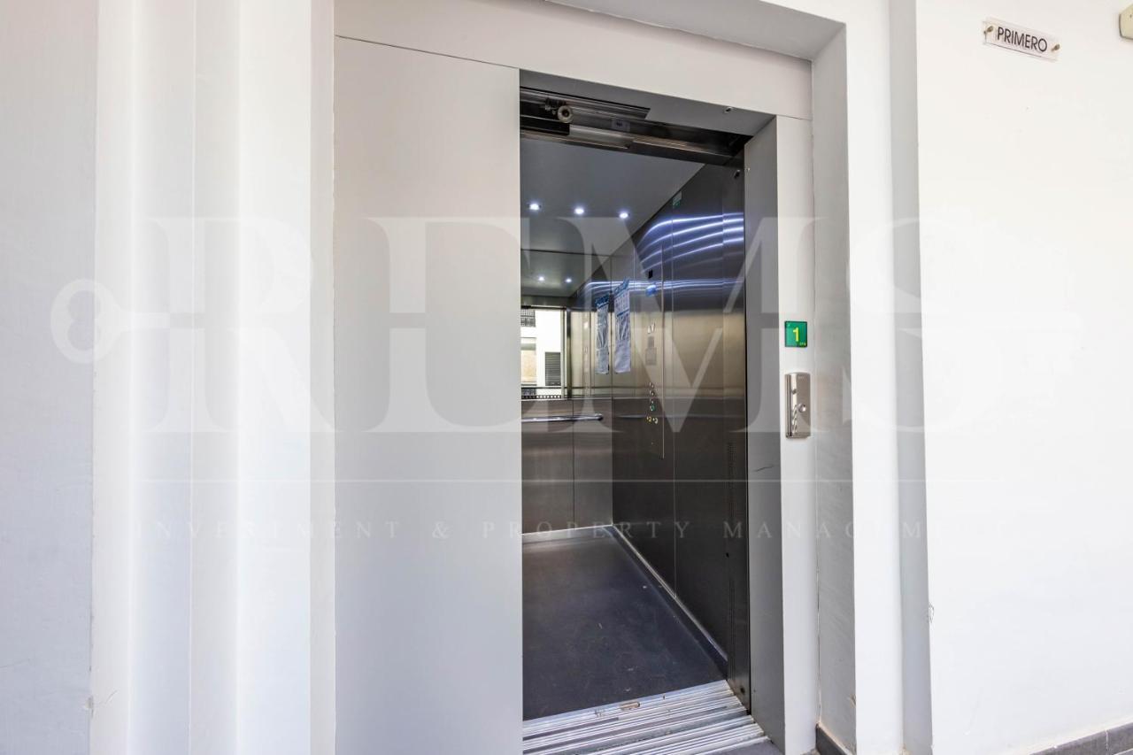 Apartamento de lujo con piscina - Málaga Centro Apartamento *
