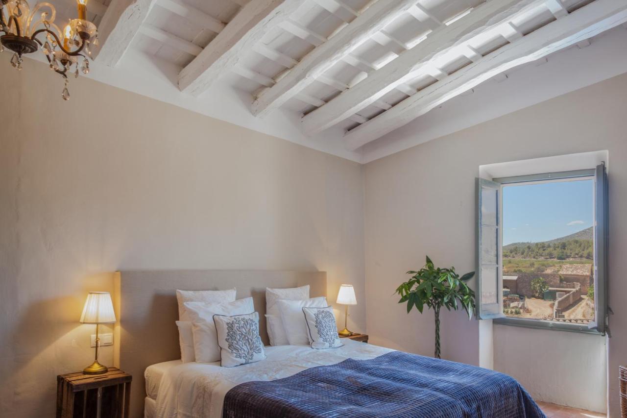 Masia Victoria Villa *