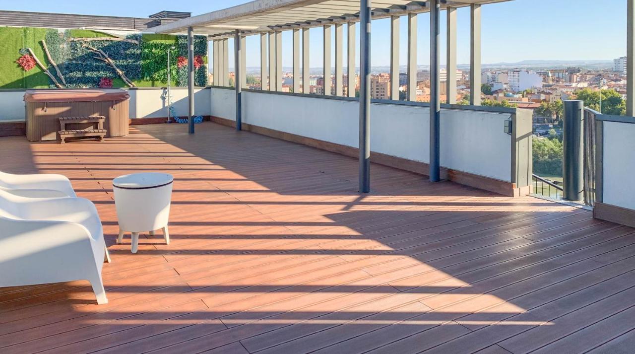 Atico Mejores Vistas Al Pilar Jacuzzi Y Garaje Apartment Zaragoza