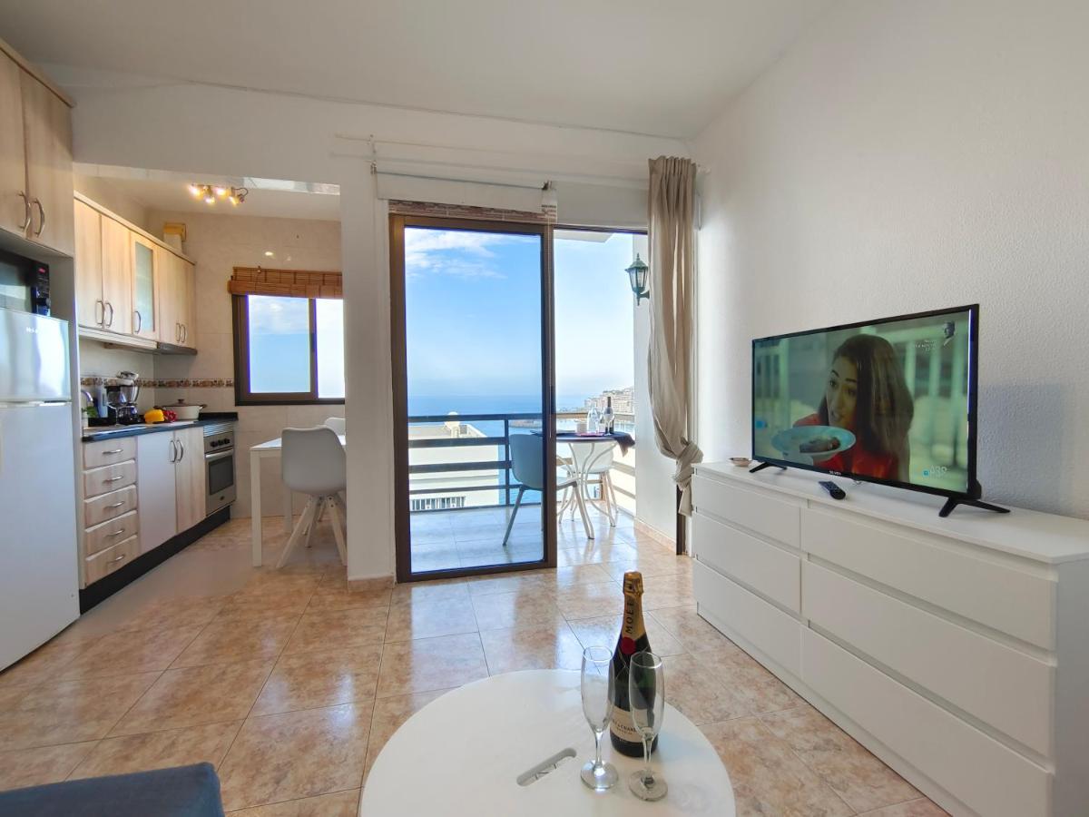 With Sea Views Near Patalava Apartamento