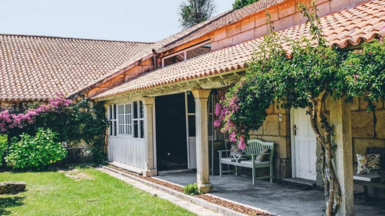 Pazo De Almuina * Arbo