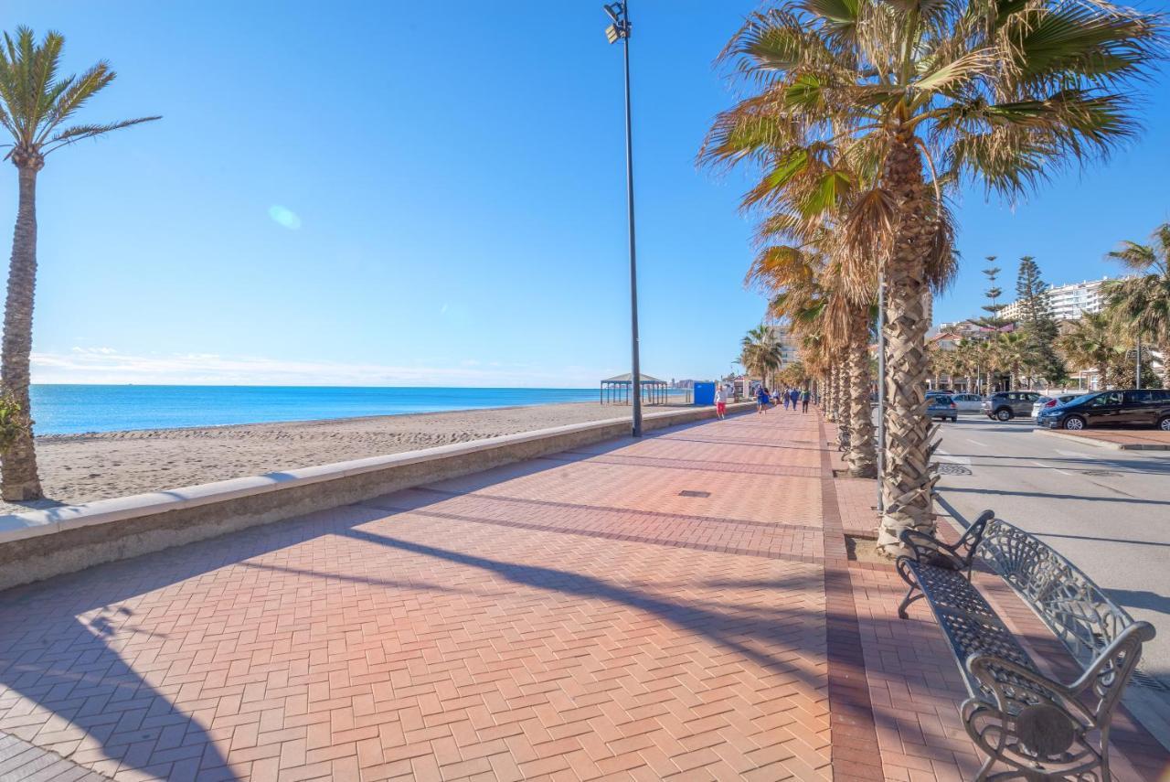 Beachfront With Sea View Apartment