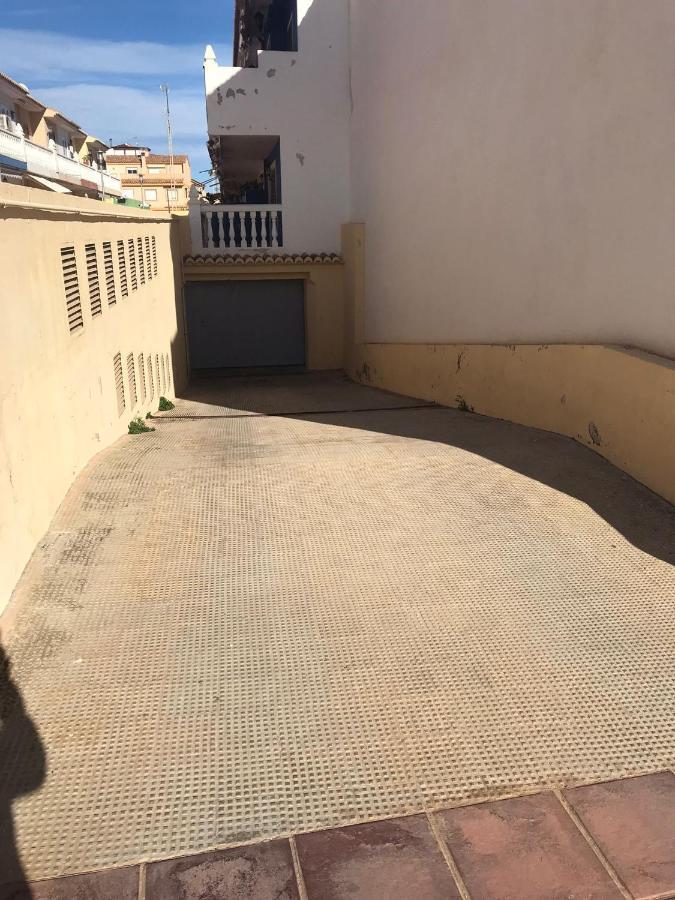 Precioso Adosado Con Parking A 100 Metros De La Playa *