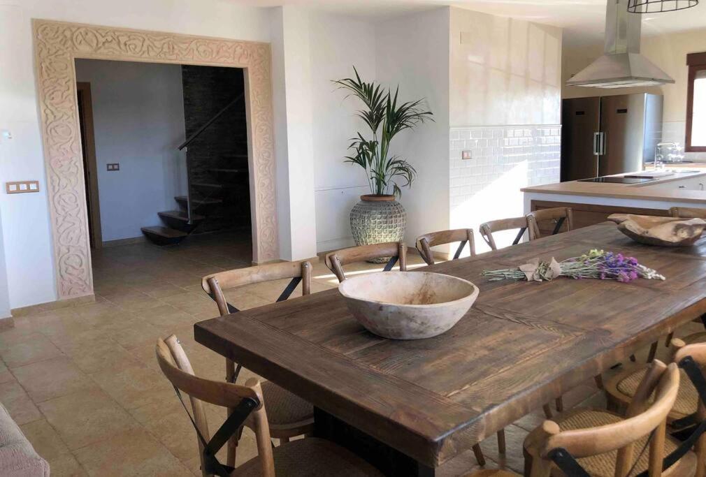 Encantos De Orellana Holiday home Navalvillar de Pela