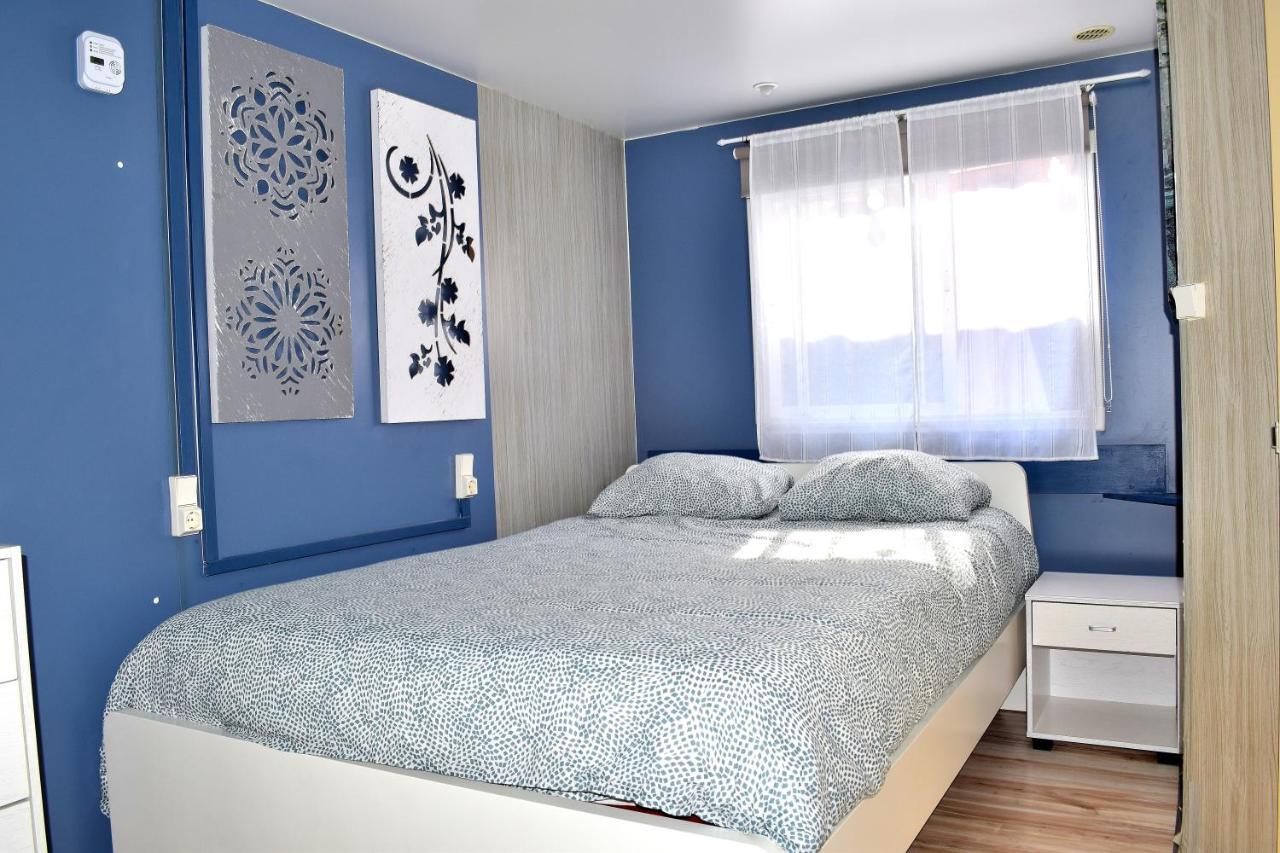 Casita Movil En Camping De