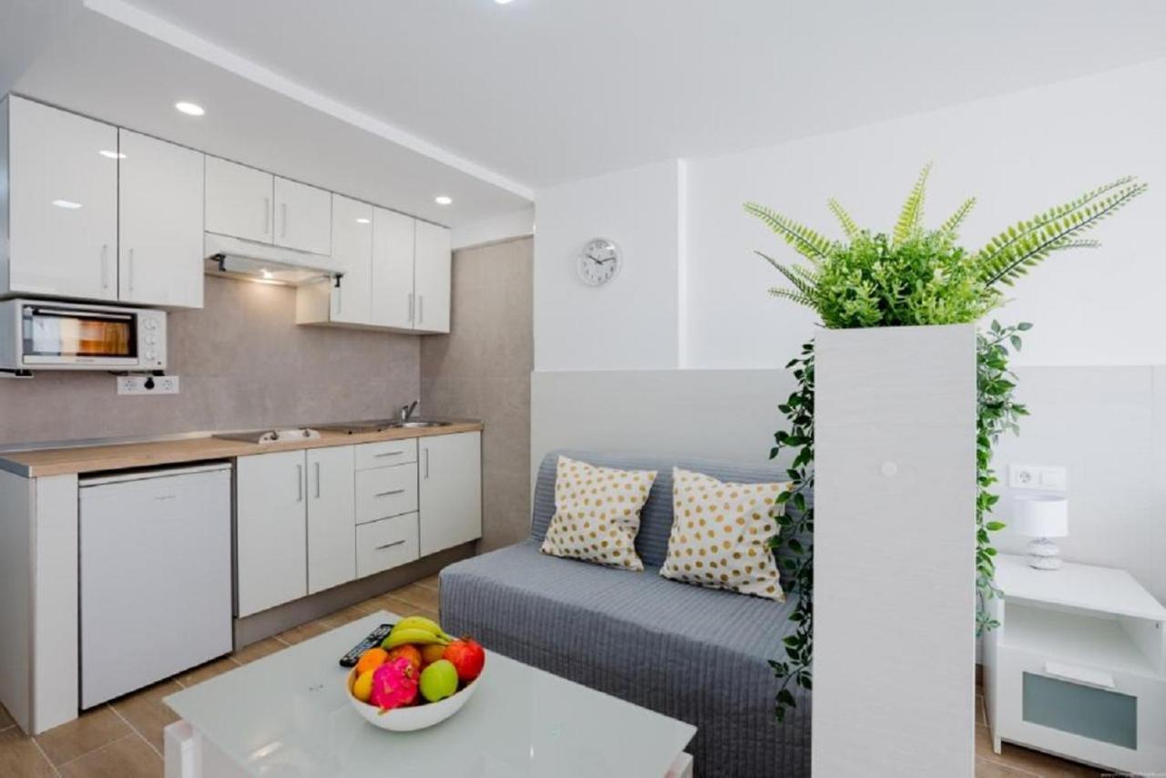 319 Modern Accommodation,sea View, Wi Fi And Pool Apartamento *