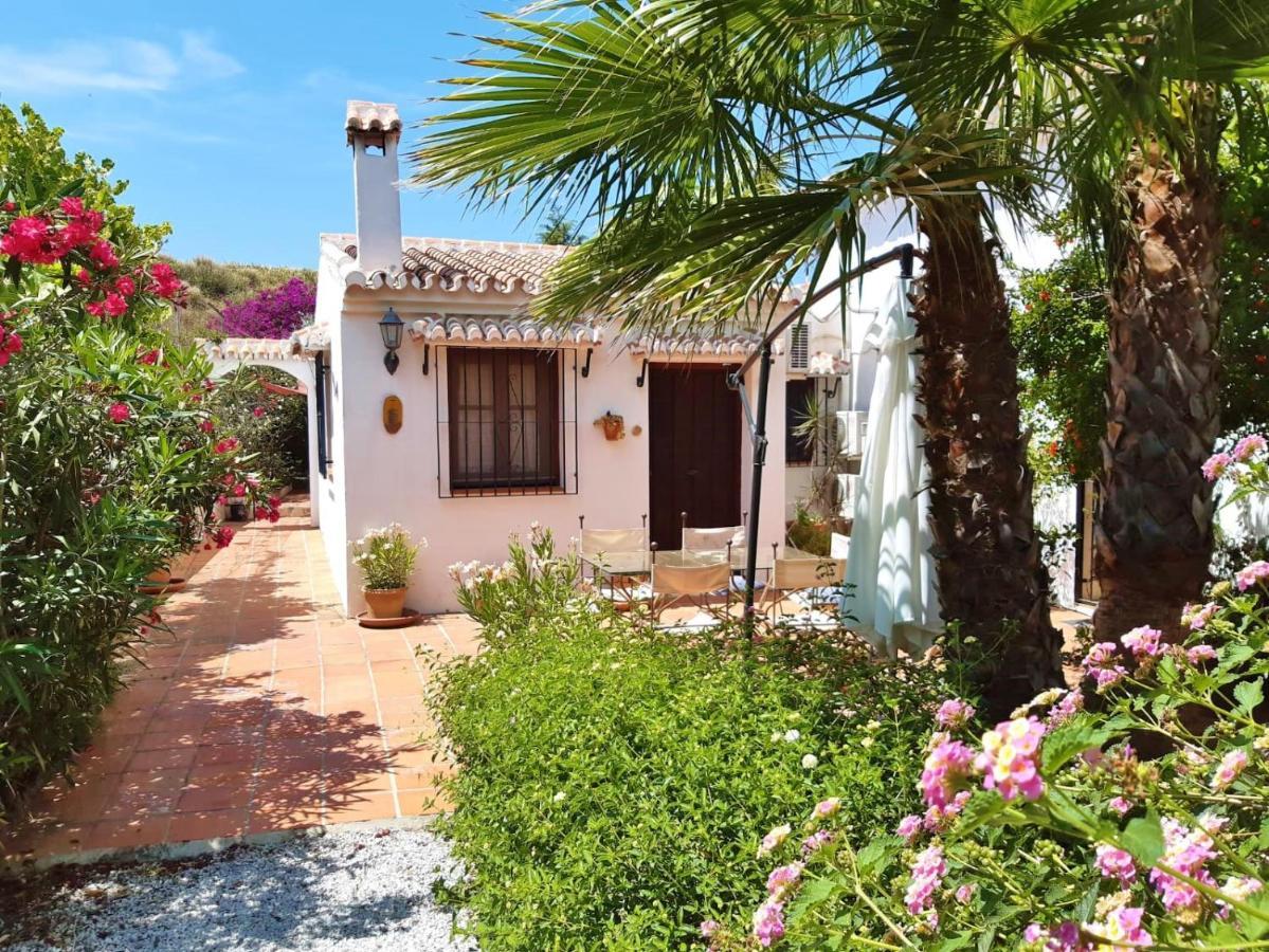 Escuela La Crujia Bed & Breakfast *
