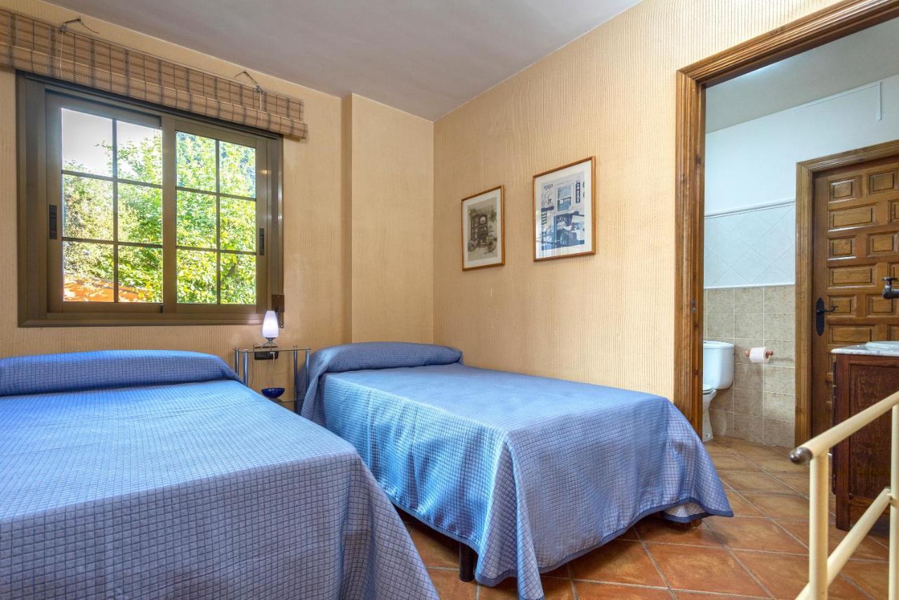 Casa Flores Con Piscina Interior Climatizada Alcaucín
