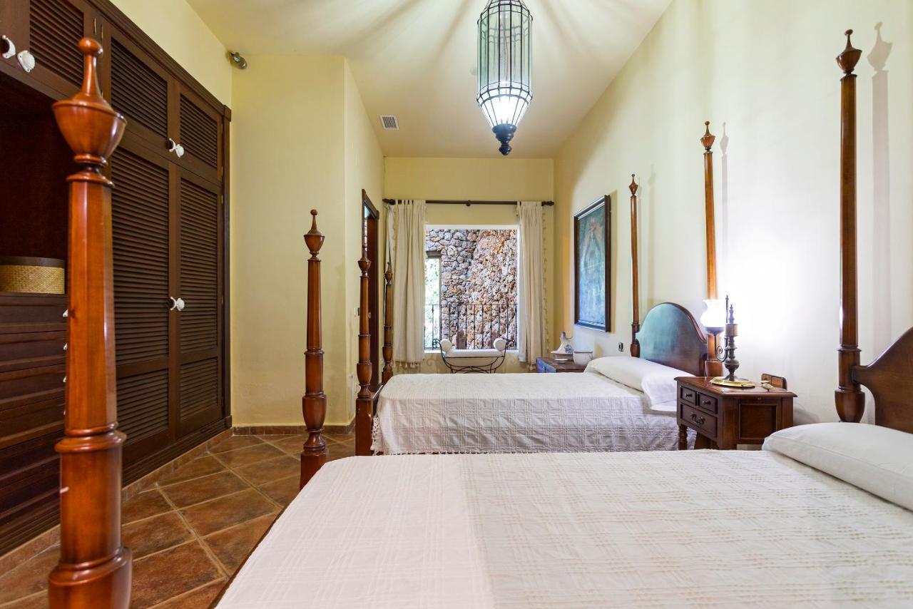 Casa Flores Con Piscina Interior Climatizada *
