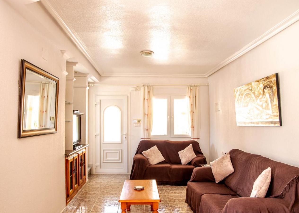 Сasa de vacaciones Fabulous 3 Bed House With 4 Communal Pools *
