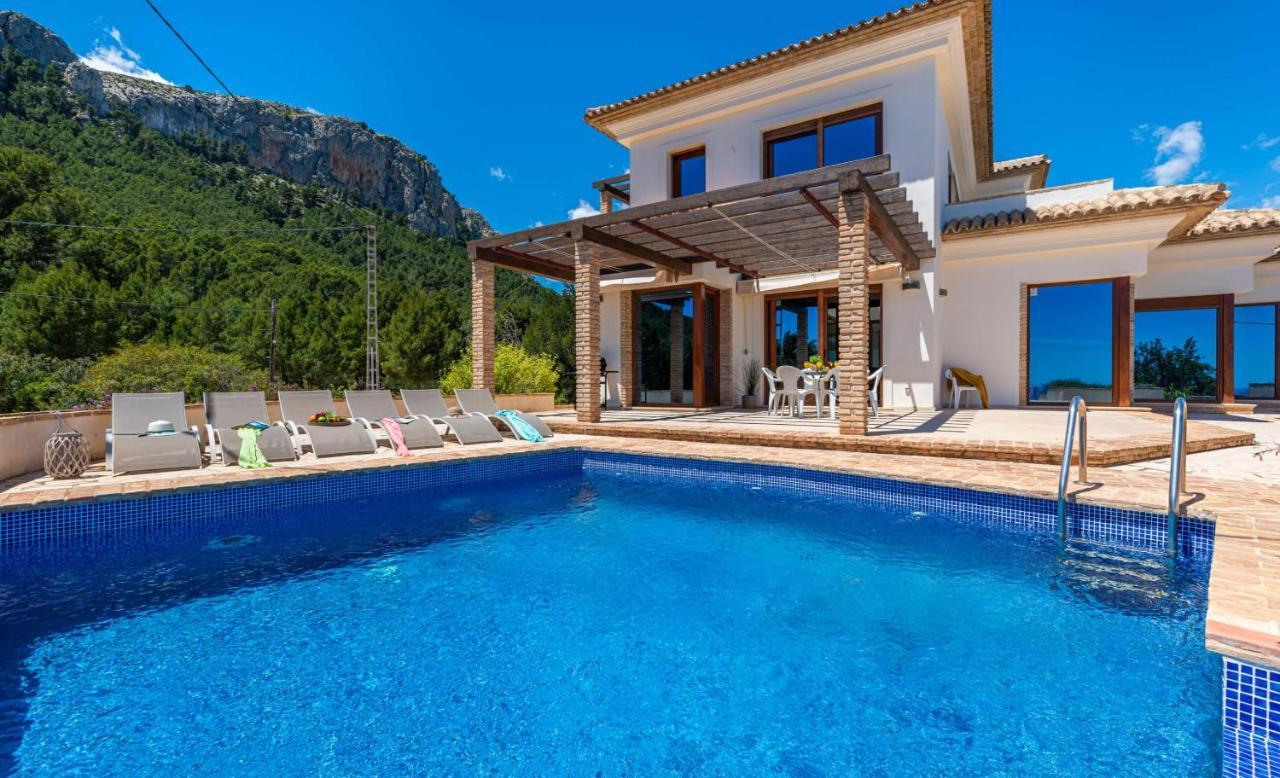 Villa Anis - Plusholidays *