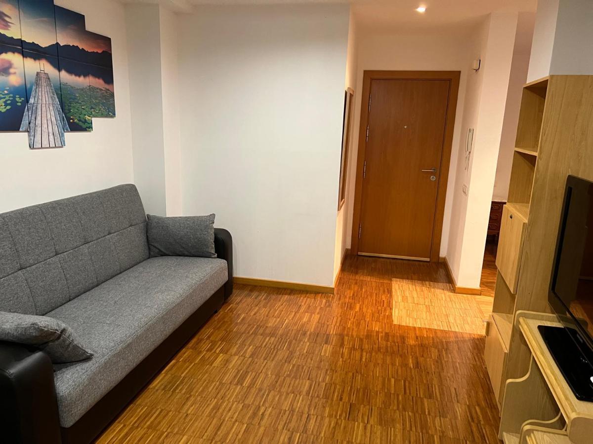 Arian, Precioso Estudio En Castellon, A Un Paso De Todo! *