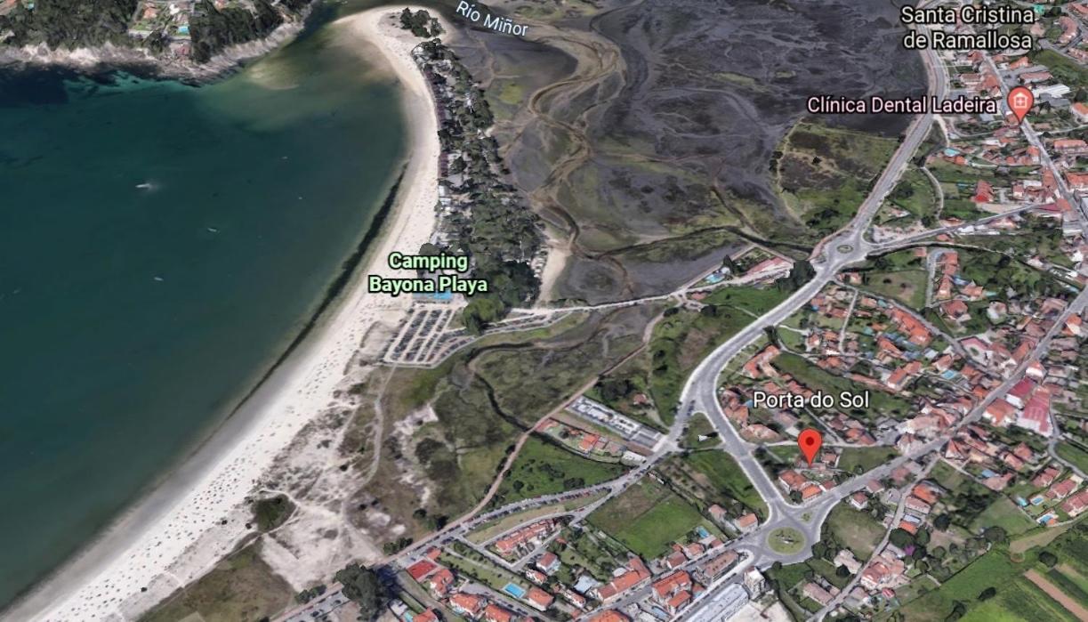 En Baiona, Sabaris A 2 Min De La Playa De Ladeira