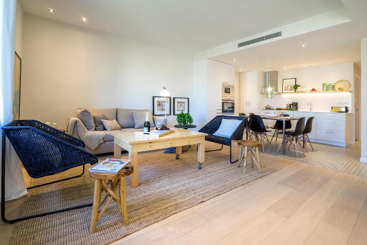 Friendly Rentals Gran Via Apartment Barcelona