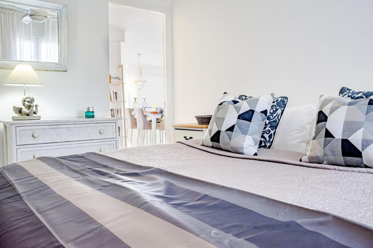 Cp - Modern Beachside In Apartamento
