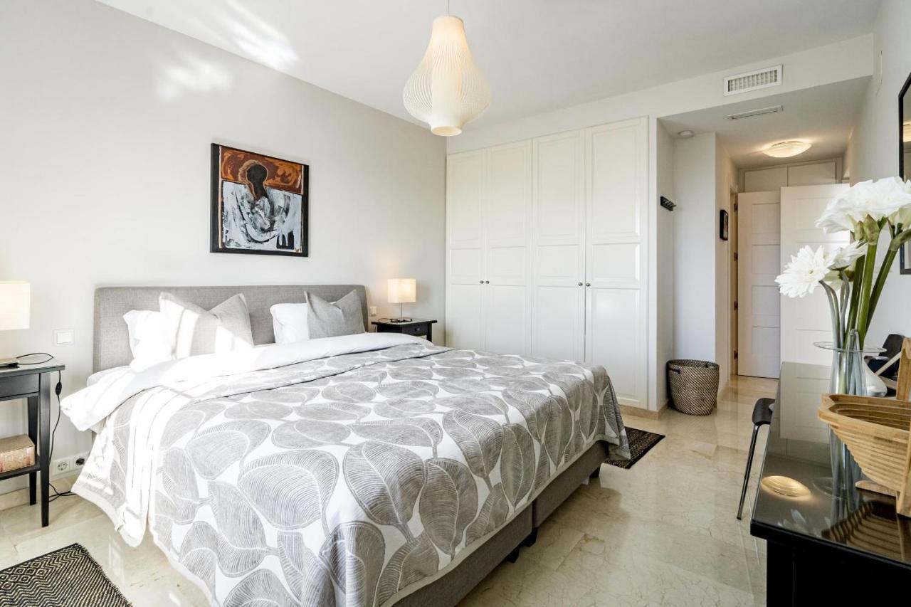 Ma2- Sea Views, Walking Distance To Puerto Banus Marbella