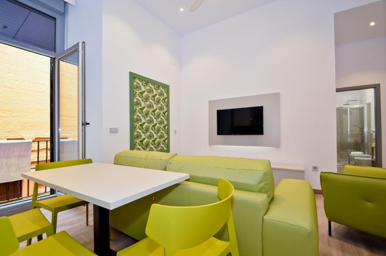 Ivy House Apartment