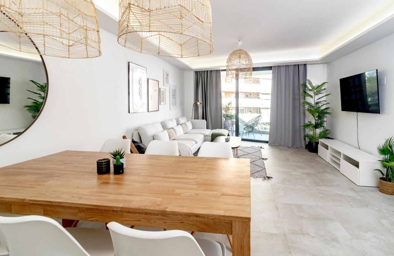 Inf12a- Close To And Old Town * Estepona