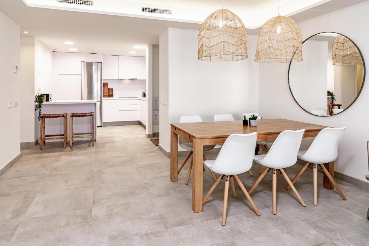 Inf12a- Close To And Old Town * Estepona