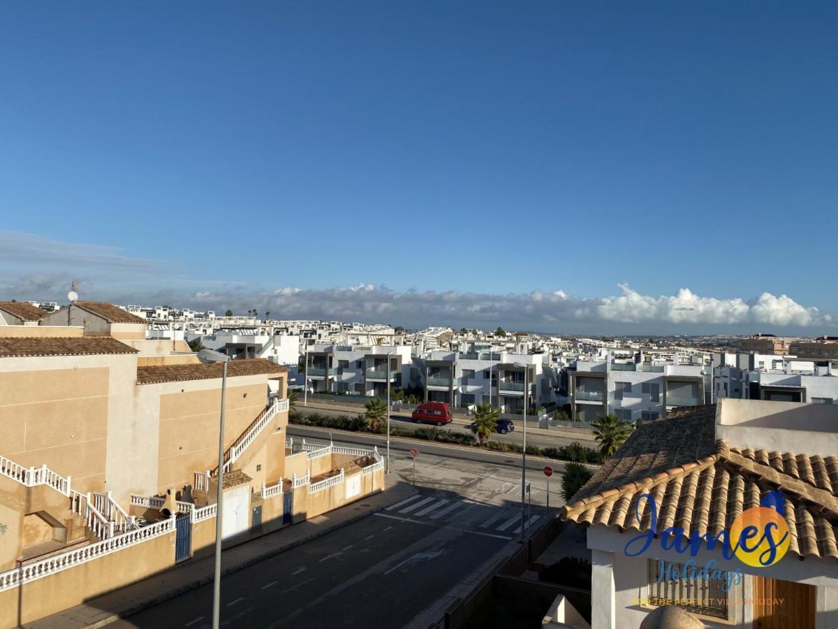 La Cinuelica R3 First Floor Southerly Comm Pool L334 Orihuela
