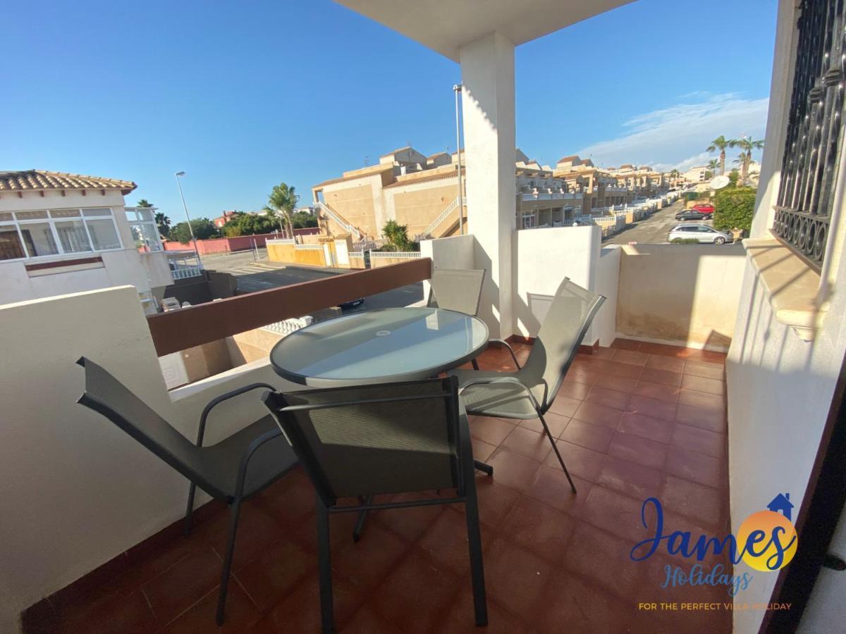 La Cinuelica R3 First Floor Southerly Comm Pool L334 Apartment