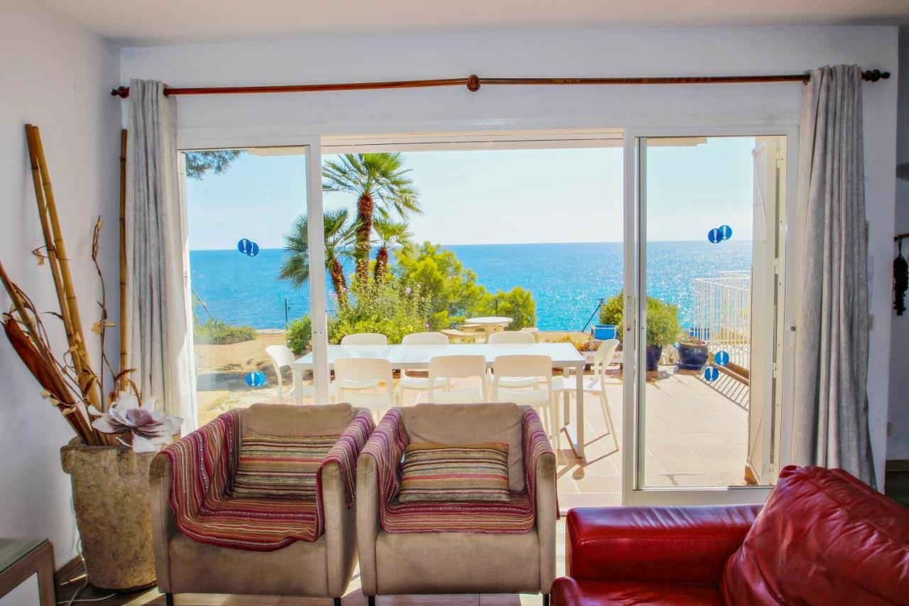 Celia - Oceanfront In Costa Blanca Villa Benissa