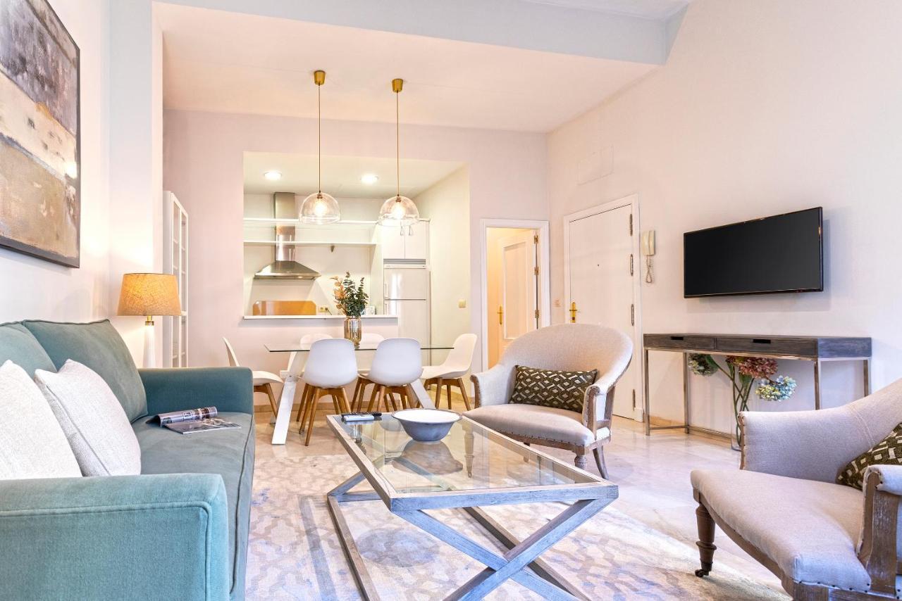 Apartment Genteel Arfe Terrace Seville