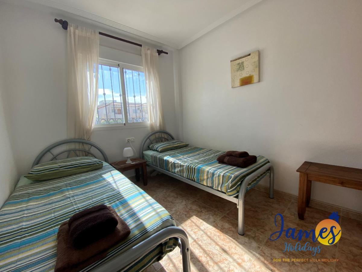 La Cinuelica, R3 1st Floor Com Pool L149 *