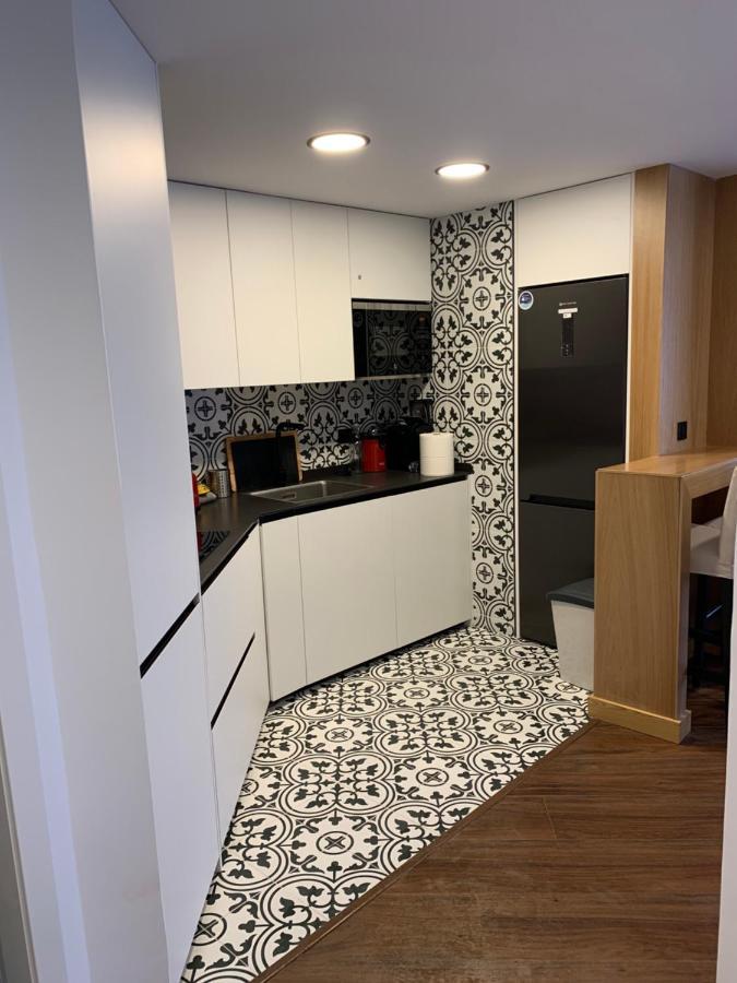 Fantastic Brand New In Location Just Few Steps From The Slope! Private Parking Sierra Nevada