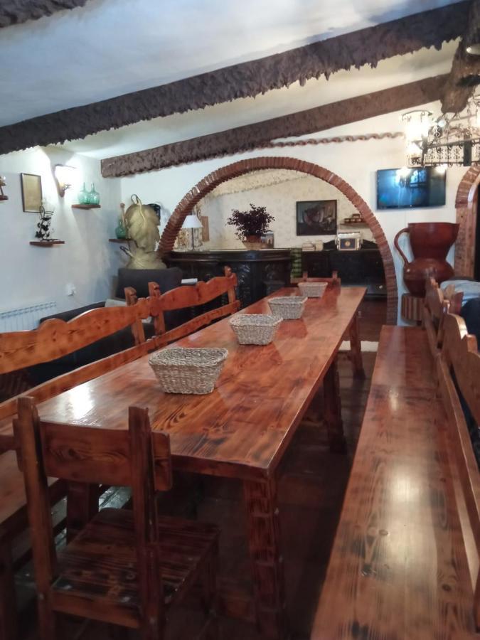 Casa Turistica Carmen, Con Chimenea, Amplia Zona De Jardin, Barbacoa, Piscina Y Garaje *