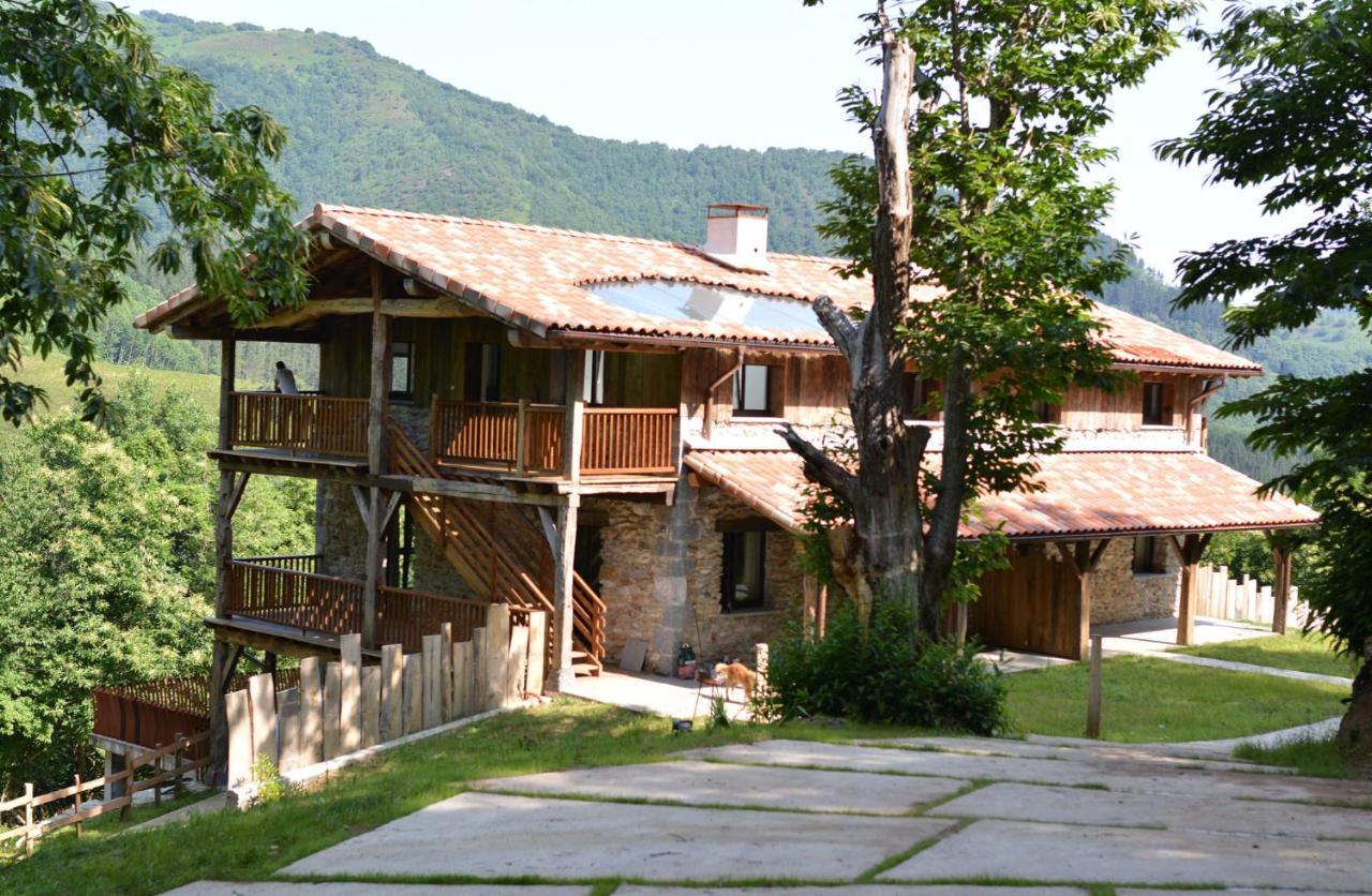 Apartamentuak *