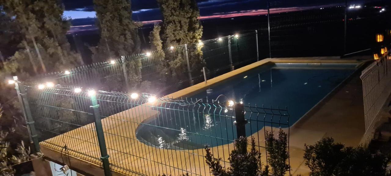 Casa De Madera Luz De Carlota Сasa de vacaciones *