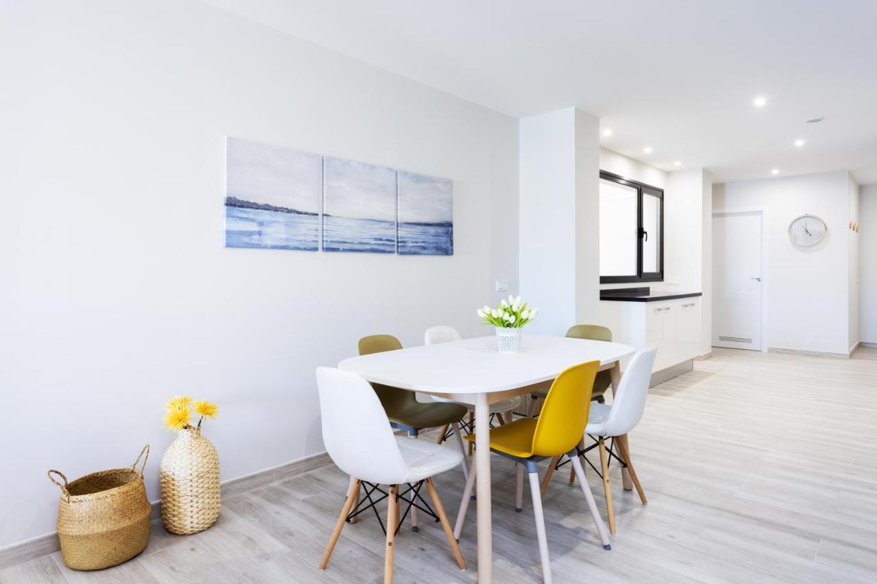 Apartamento New 140m2 Loft-style Flat At Town Heart, 3 Beaches Close Casa Leon *